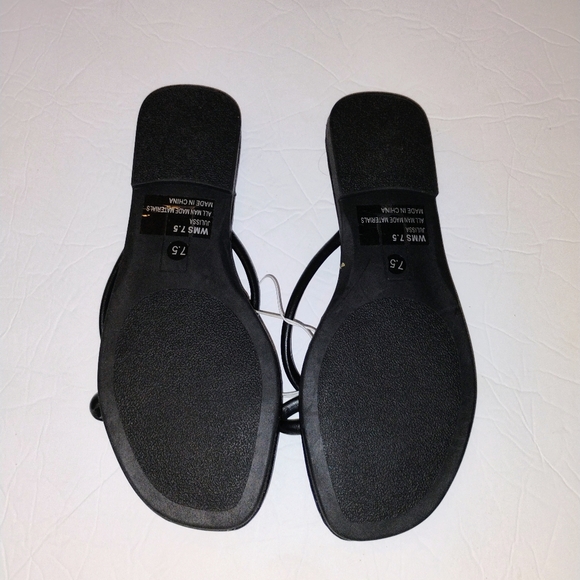 Dolce Vita Black Croc-Textured Sandals | NWOB | Size 7.5 - Picture 2 of 2